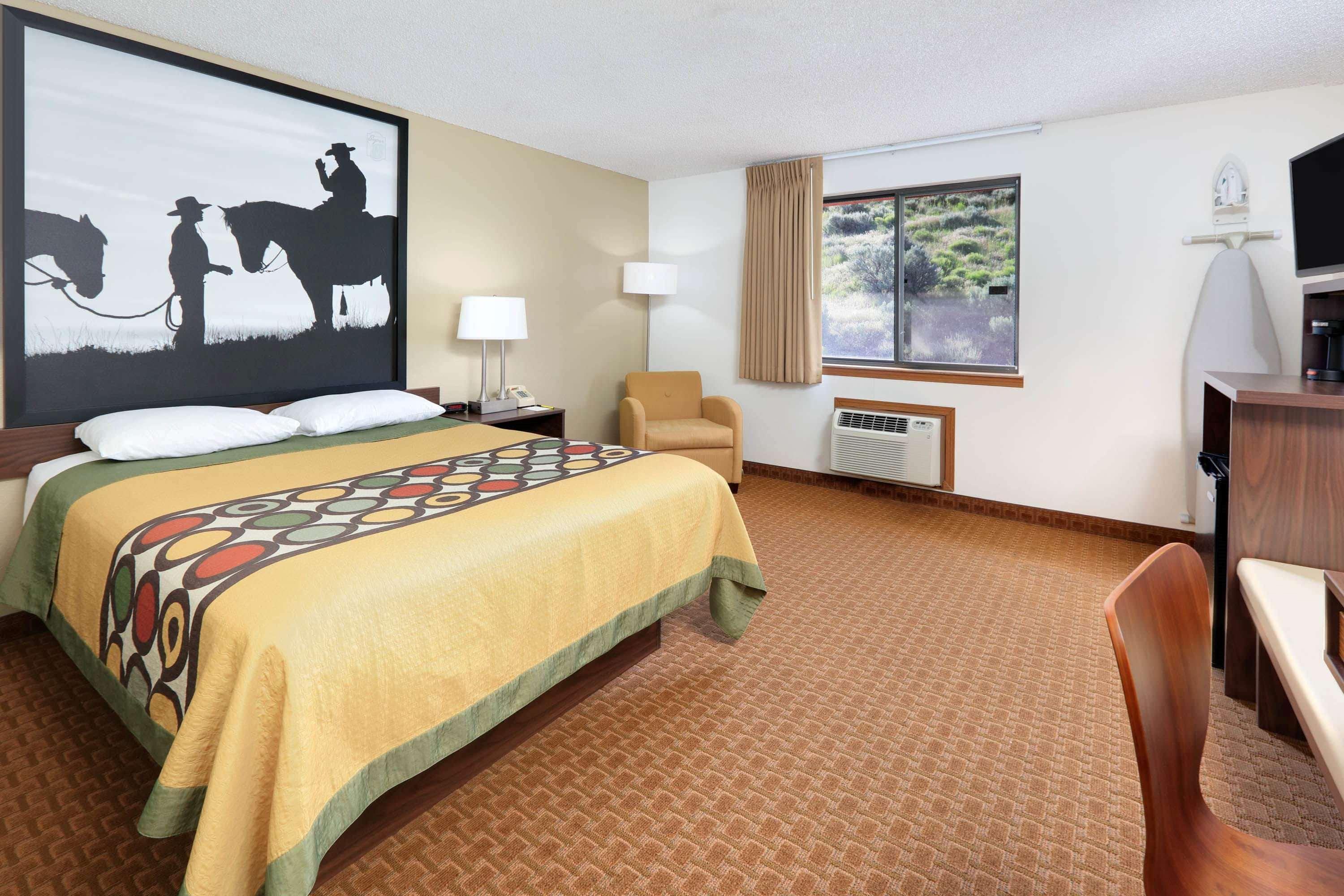 Super 8 By Wyndham Cody Hotel Ngoại thất bức ảnh